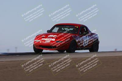 media/Oct-26-2025-CalClub SCCA (Sun) [[8ce1e69566]]/Group 5/Grapevine/